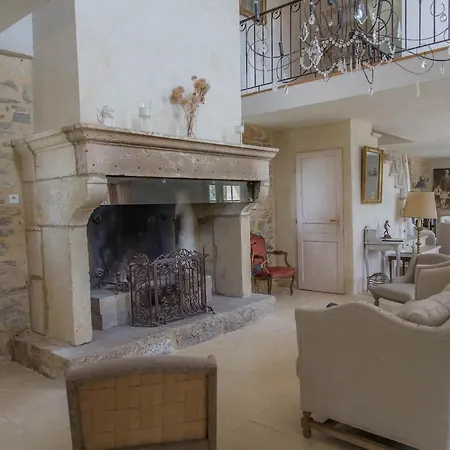 D'elise Saint-Hippolyte-de-Caton