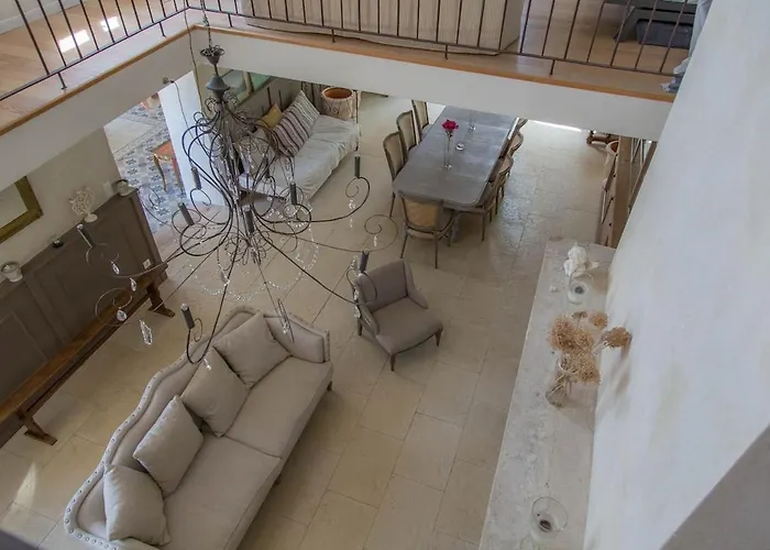 D'elise Villa Saint-Hippolyte-de-Caton